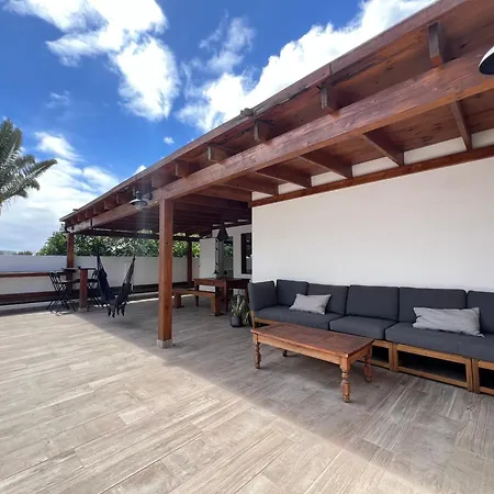 Oasis En Lanzarote בית נופש קוסטה טגוויסה